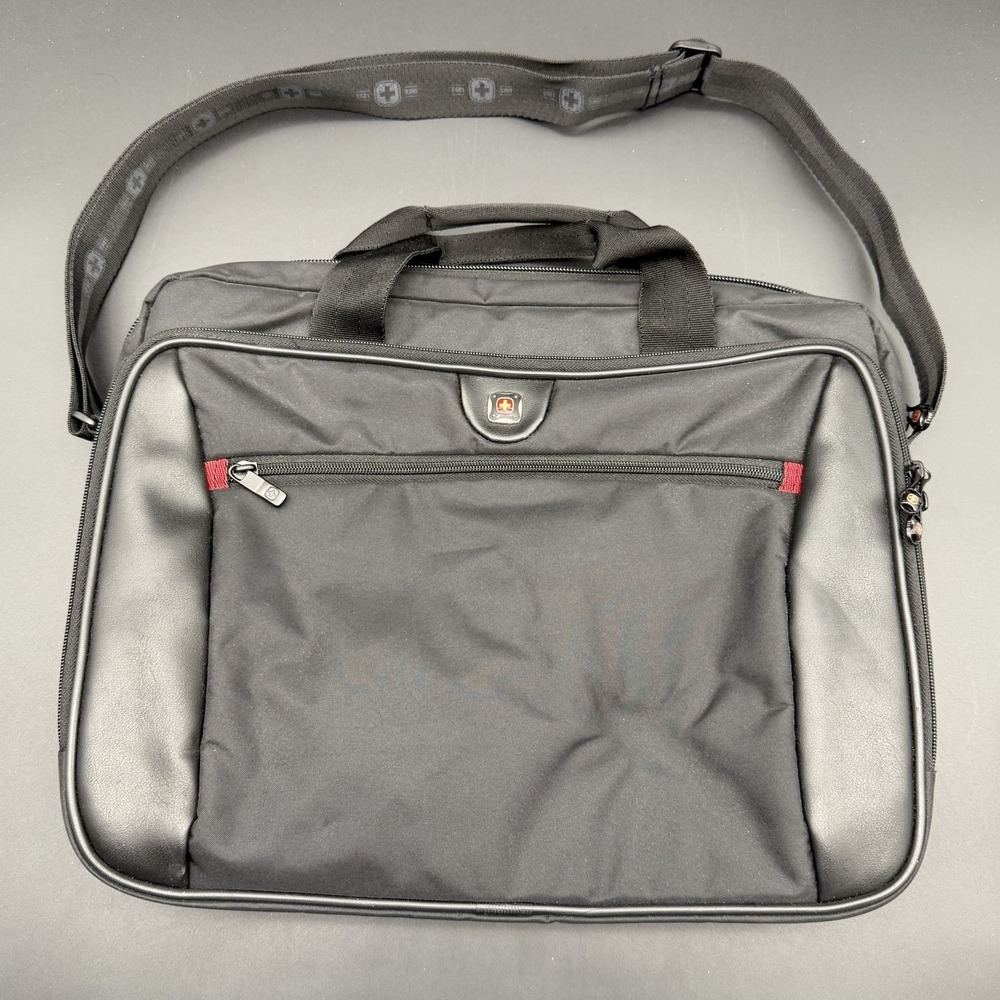 Wenger SwissGear Black Nylon Laptop Briefcase 15in Padded w/ Partitions